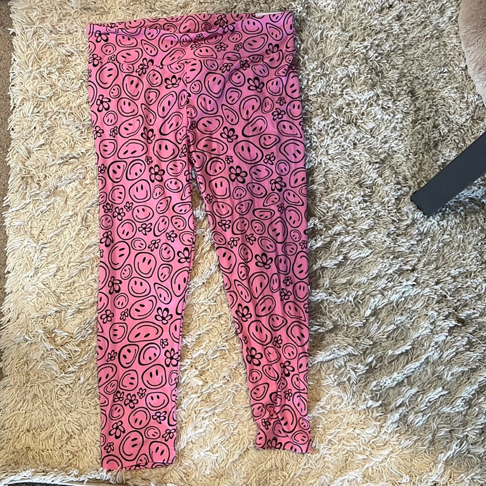 Smiley face leggings